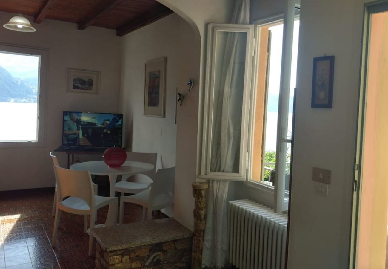 Appartamento a Cannobio - Belvedere apartment with lake view