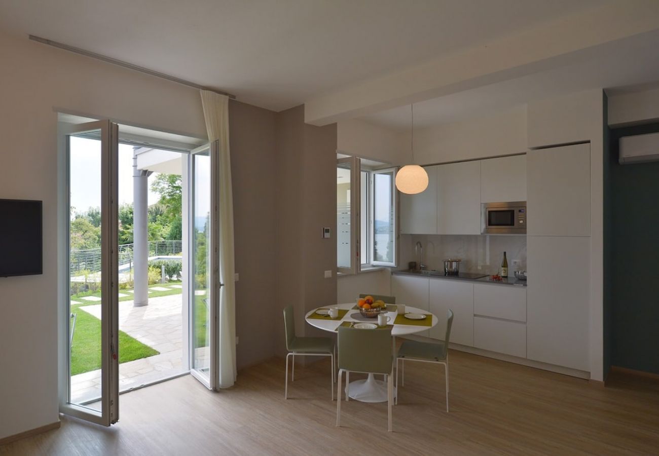 Appartamento a Baveno - The View-Earth: design apt. with lake view