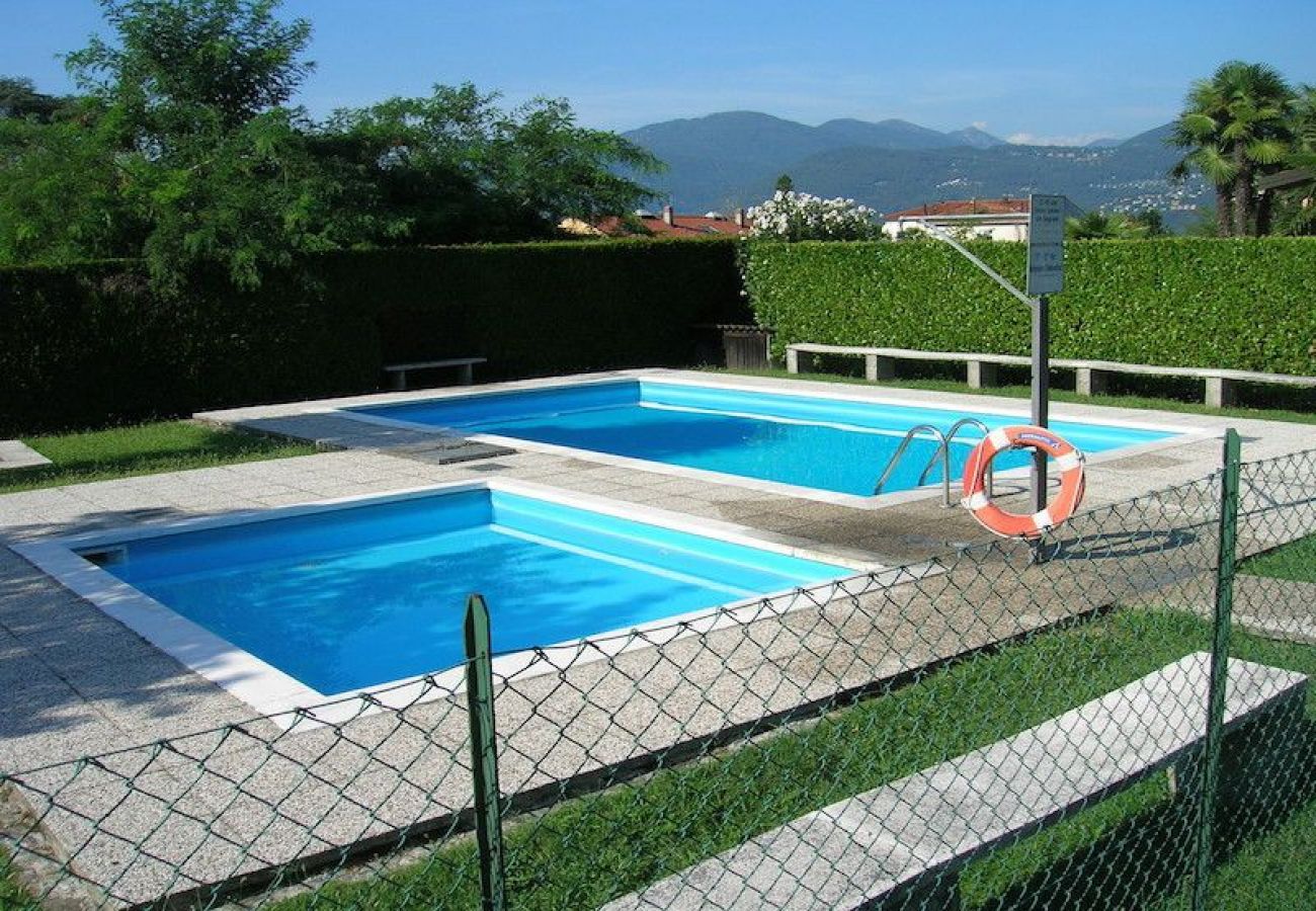 Appartamento a Germignaga - Nicole 2 apartment in a residence with pool