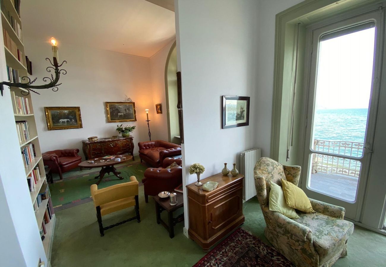 Appartamento a Stresa - Liberty apartment on the lake with beach near the