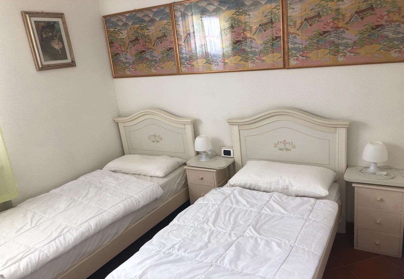 Appartamento a Germignaga - Nicole 1 apartment located in a residential comple