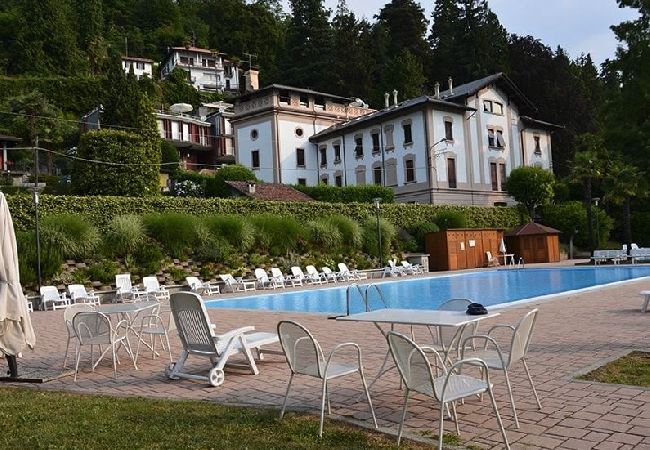 Appartamento a Oggebbio - Gioia apartment with lake view and pool