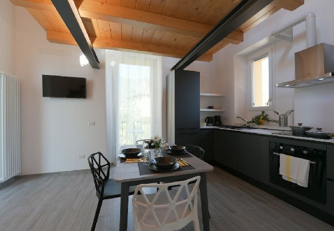 Appartamento a Baveno - Sunflower Apartment 3 with covered terrace