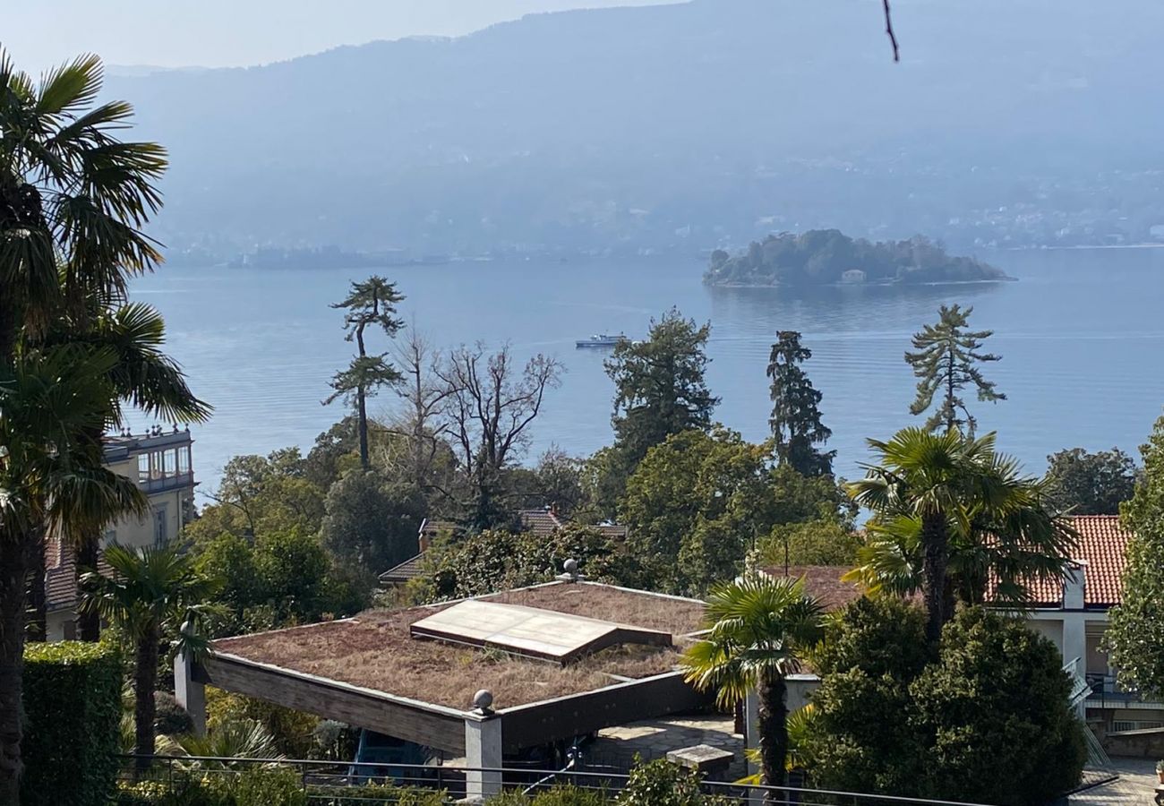 Appartamento a Verbania - Emma apartment with lake view and terrace in Verba