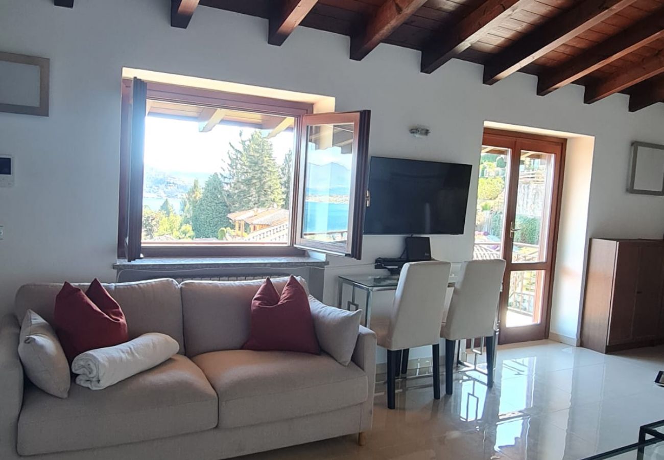 Appartamento a Meina - Penthouse Andrea apartment with private pool