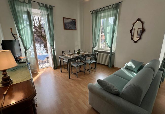 Appartamento a Mergozzo - La Rondine apartment in Mergozzo lakeview