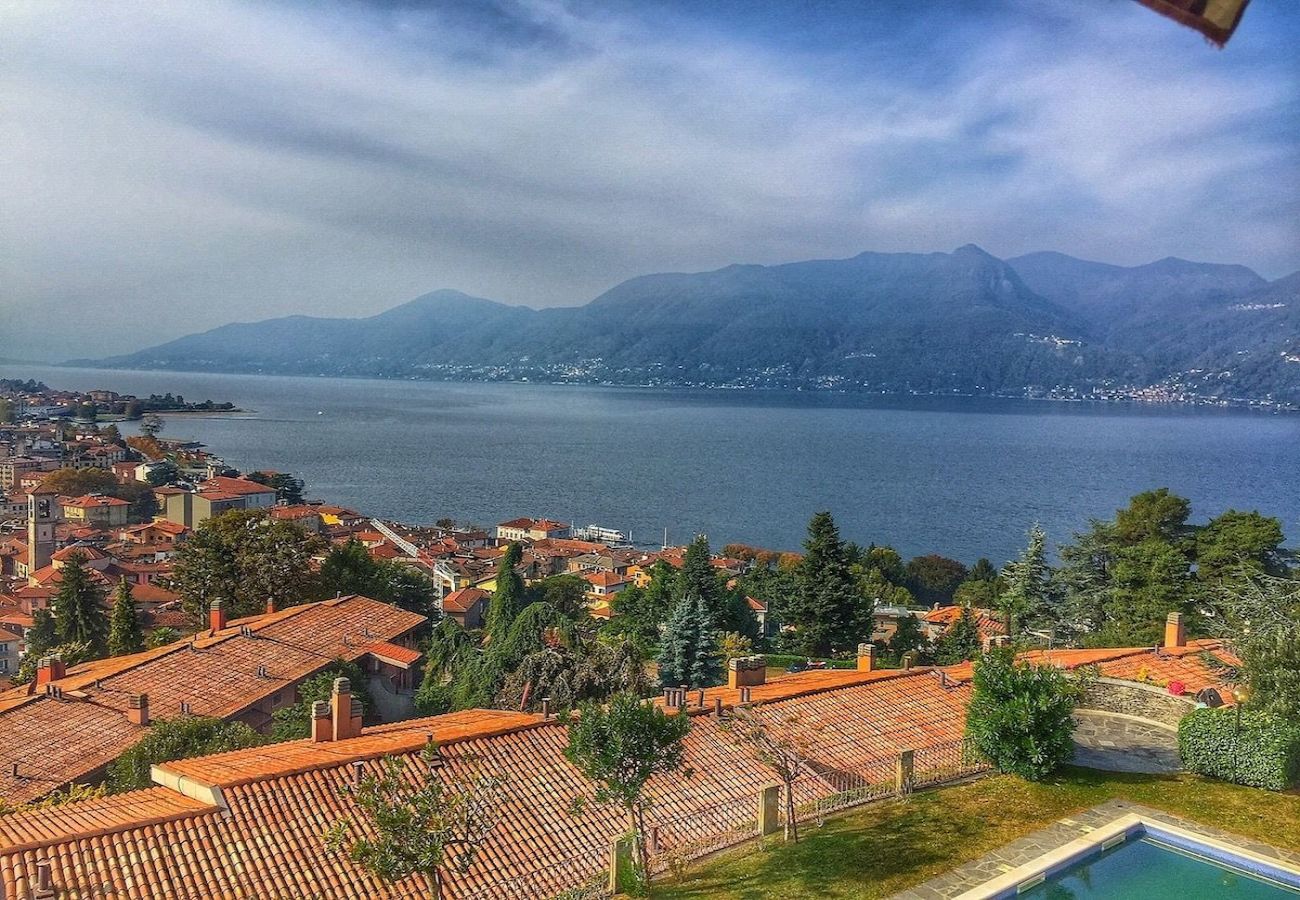 Ferienwohnung in Luino - Cordelia 6 with lake view, balcony and pool