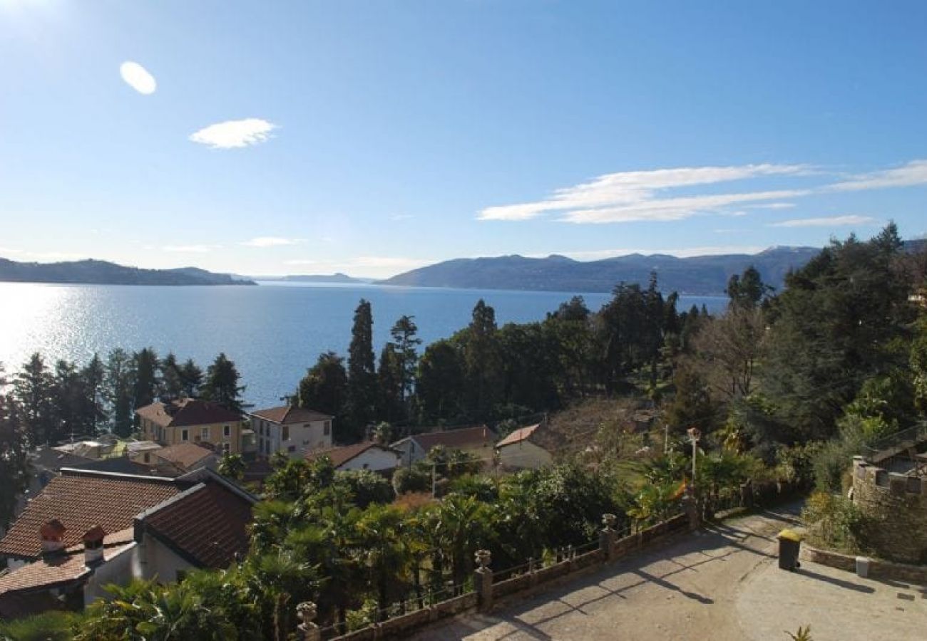 Wohnung in Verbania - Azalea apartment with terrace and lake view