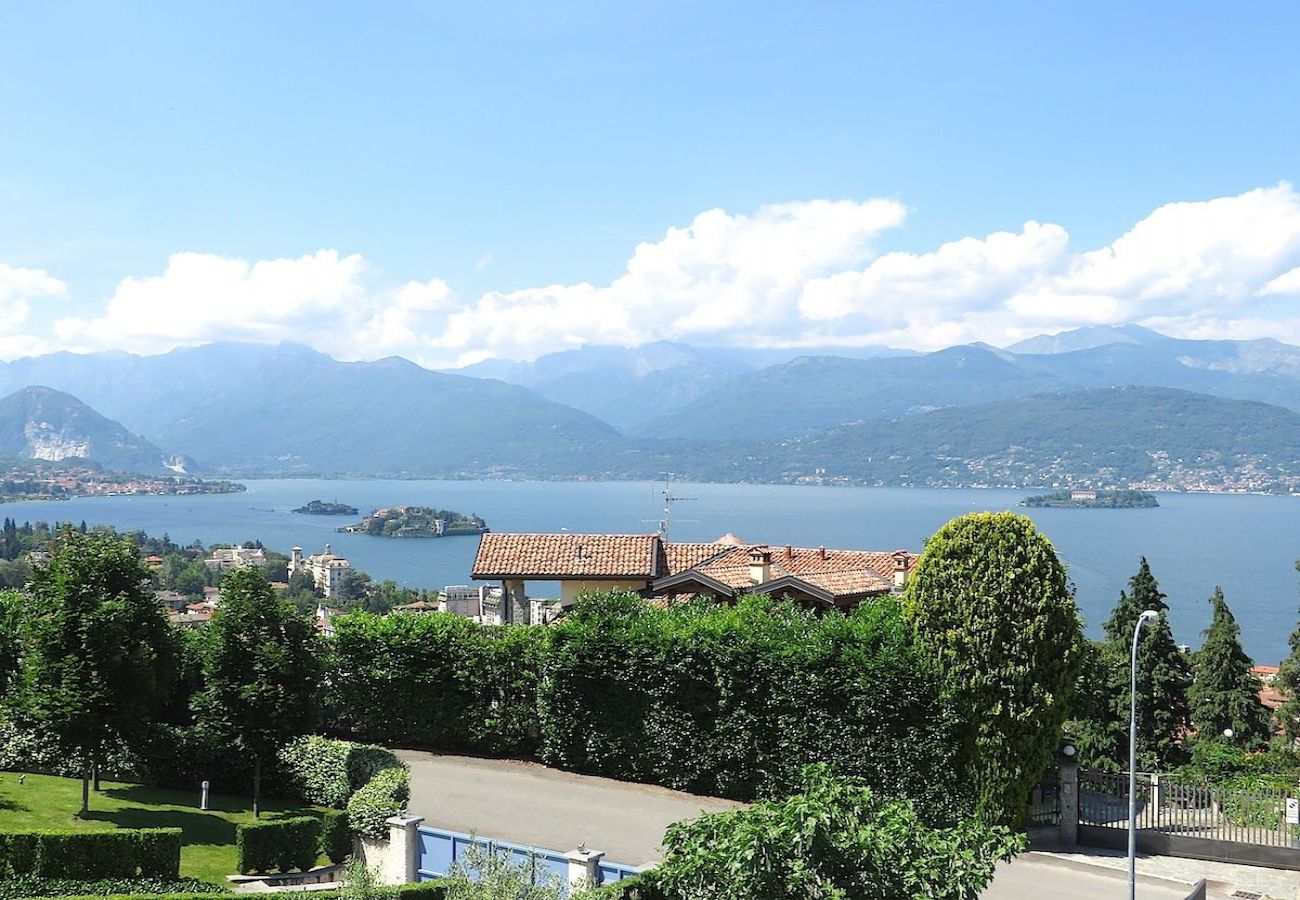Wohnung in Stresa - Africa apartment over Stresa with lake view in Ghi