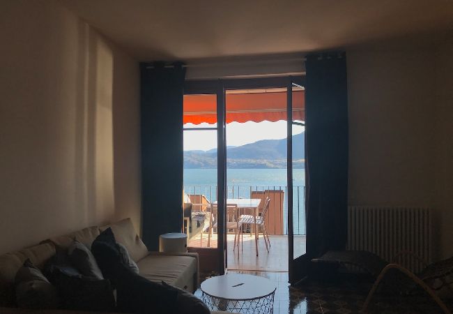 Ferienwohnung in Oggebbio - Lavinia apartment in Oggebbio with lake view