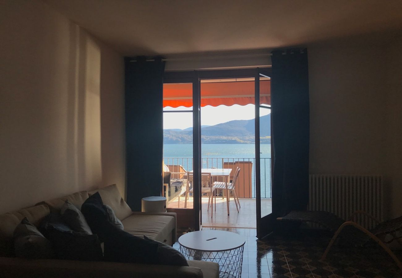 Ferienwohnung in Oggebbio - Lavinia apartment in Oggebbio with lake view