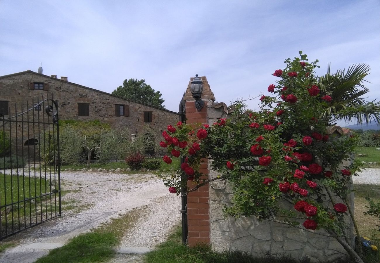 Wohnung in Guardistallo - Maremma 1 apartment in ancient farm in Tuscany