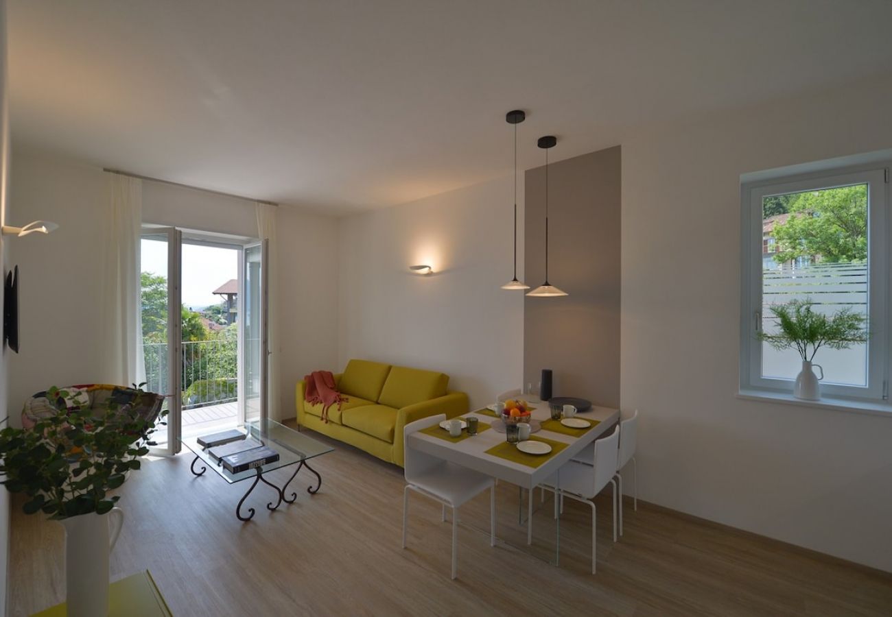 Wohnung in Baveno - The View - Rainbow: design apartment with terrace,