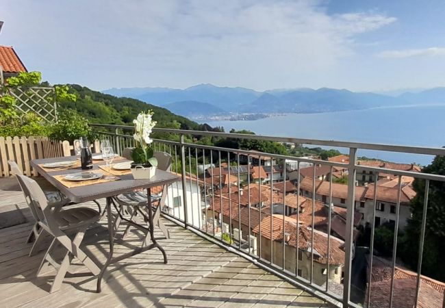  in Magognino - Penthouse San Rocco luxury lake view apartment