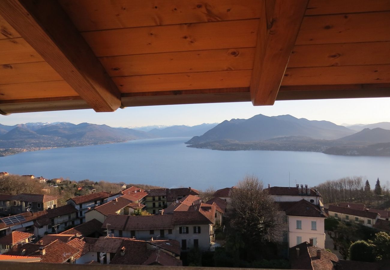 Ferienwohnung in Magognino - Penthouse San Rocco luxury lake view apartment