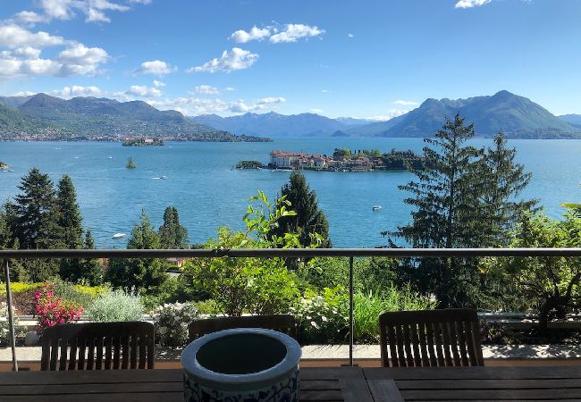 Ferienwohnung in Stresa - Sana Luxury apartment in Stresa with lake view