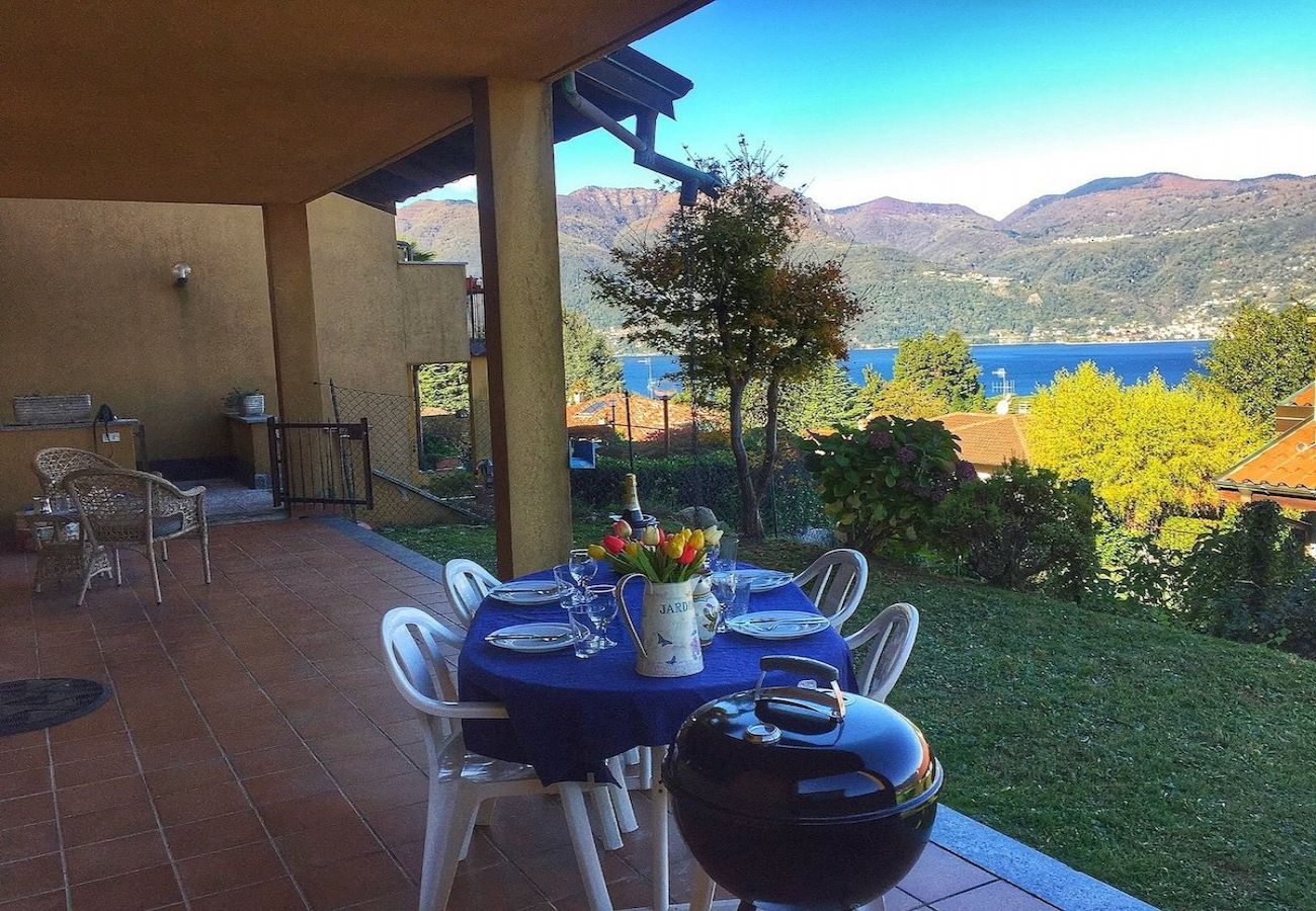 Ferienwohnung in Germignaga - Graziella 2 apartment with terrace and garden 