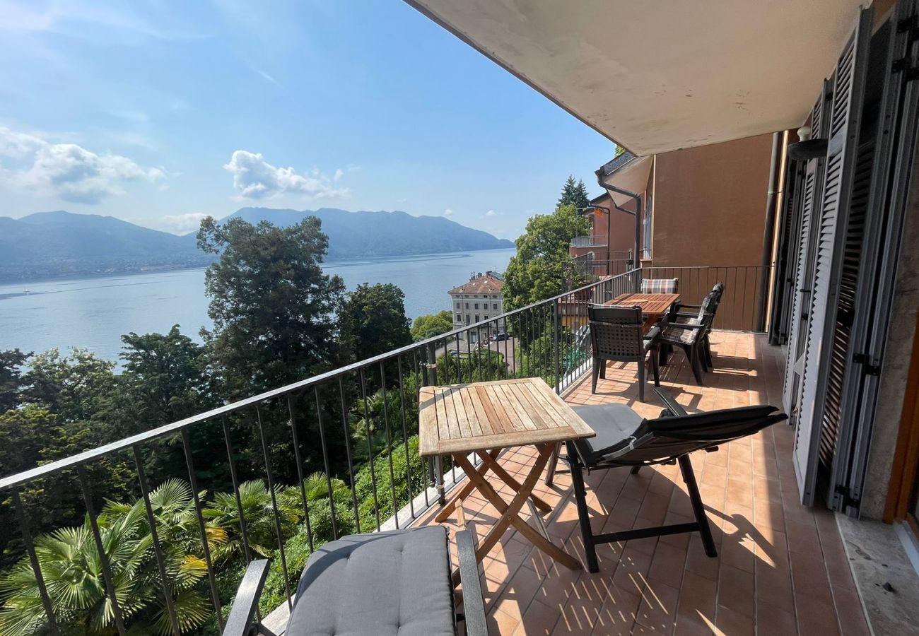 Ferienwohnung in Oggebbio - Gioia apartment with lake view and pool