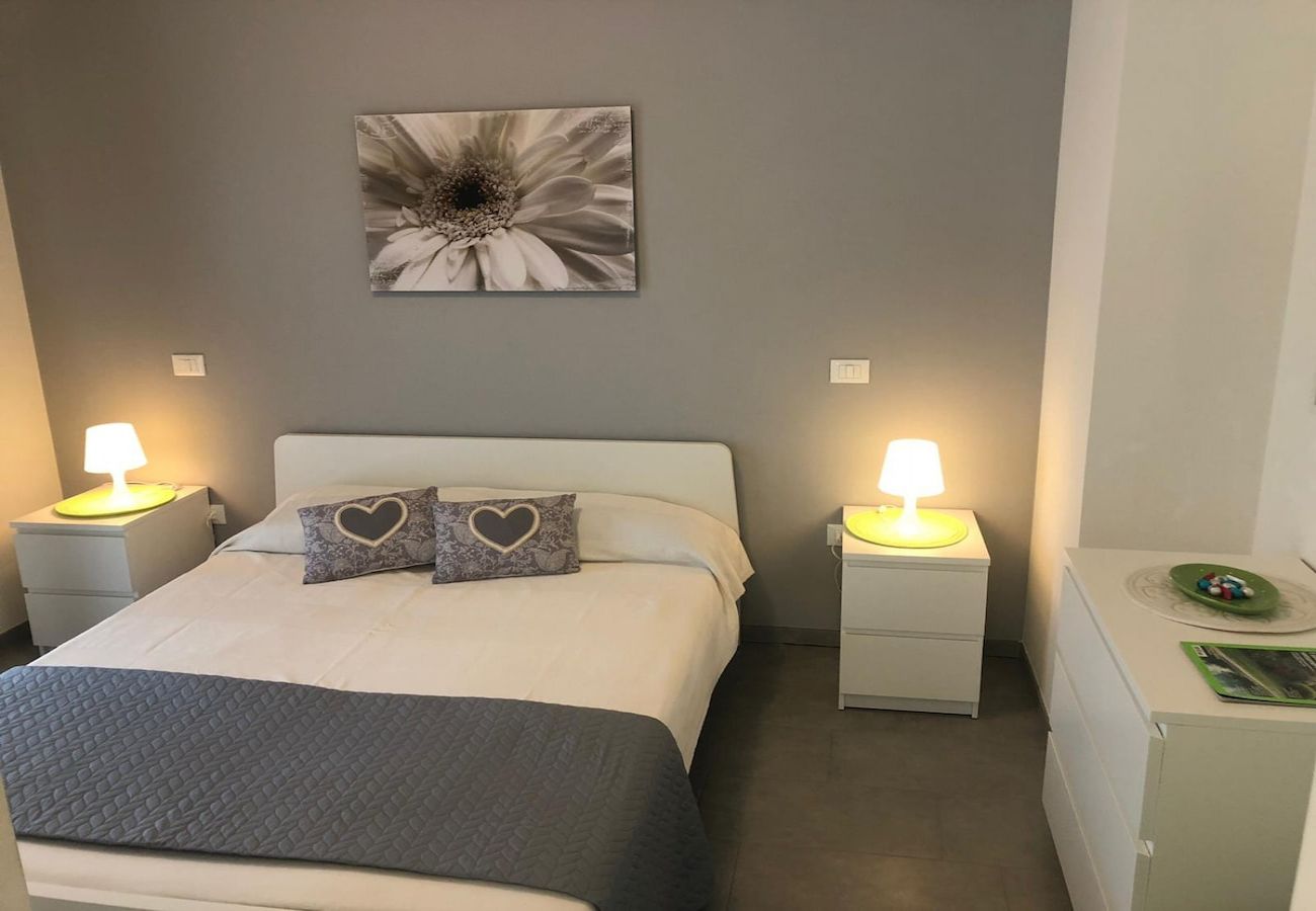 Ferienwohnung in Stresa - SmartSuite apartment with terrace in Stresa
