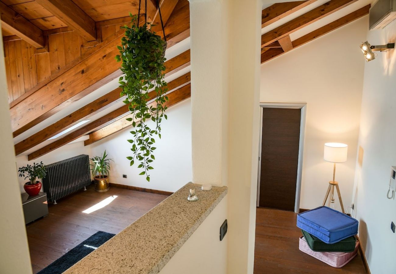 Ferienwohnung in Verbania - La Finestra sul lago luxurious apartment furnished
