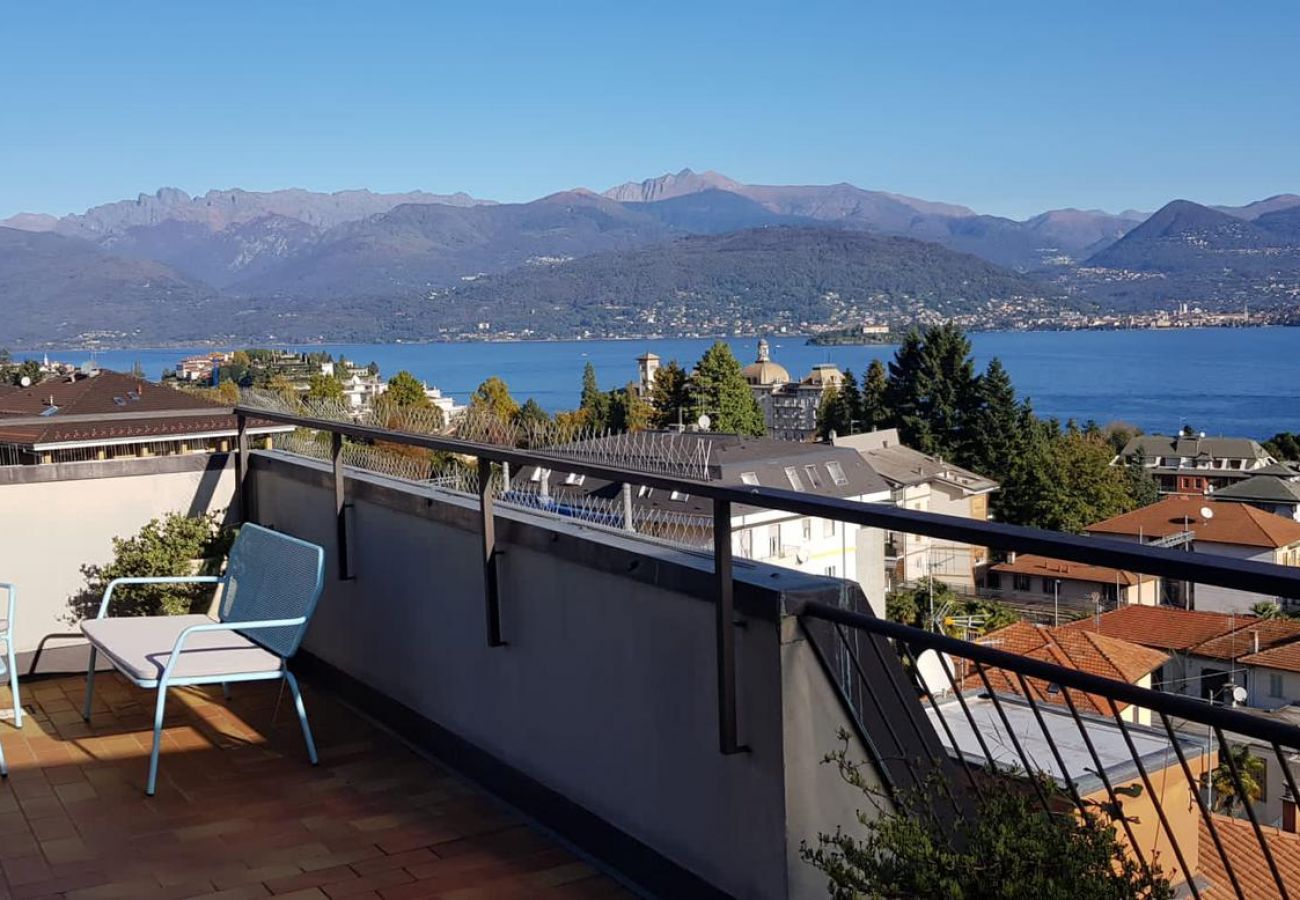 Ferienwohnung in Stresa - Terrace Lake View apt. in Stresa with  lake view