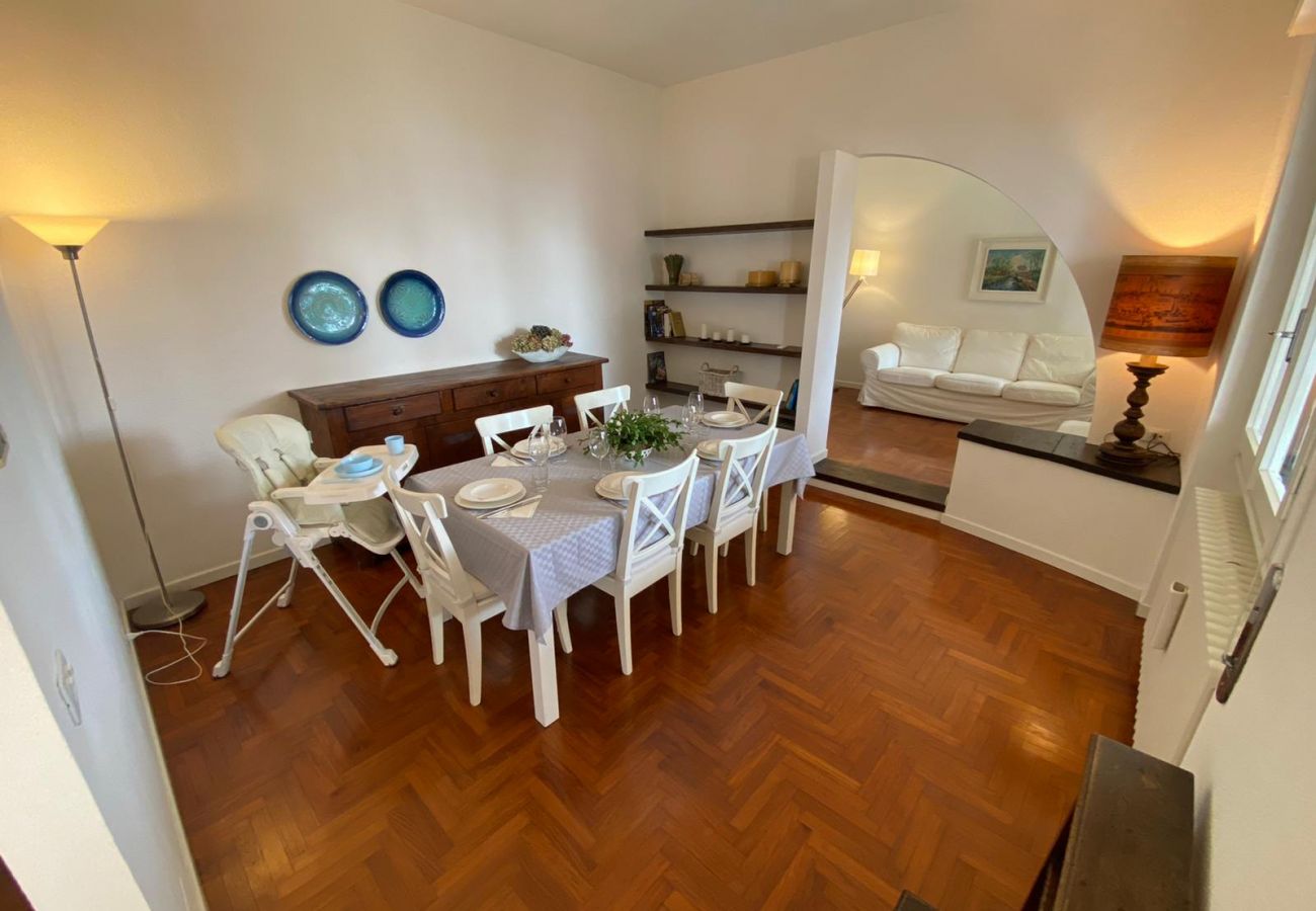Wohnung in Verbania - Ines apartment in villa with garden and small pool