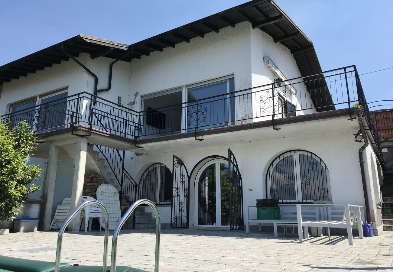 Ferienhaus in Germignaga - Casa Bianca with pool in Germignaga