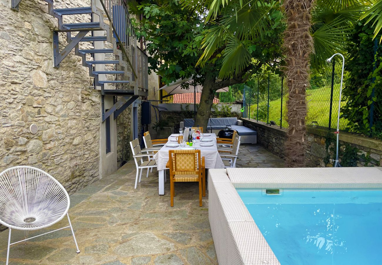 Ferienhaus in Stresa - Boutique Stone House Vedasco with pool