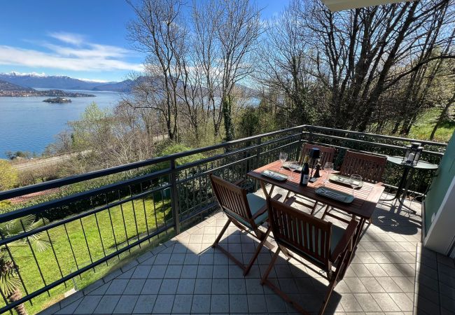 Ferienwohnung in Stresa - Miralago apartment with amazing lake view in Stres