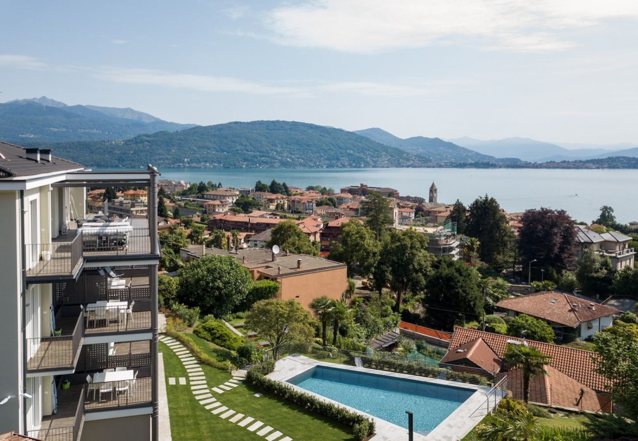 Apartment in Baveno - The View - Rainbow: design apartment with terrace,