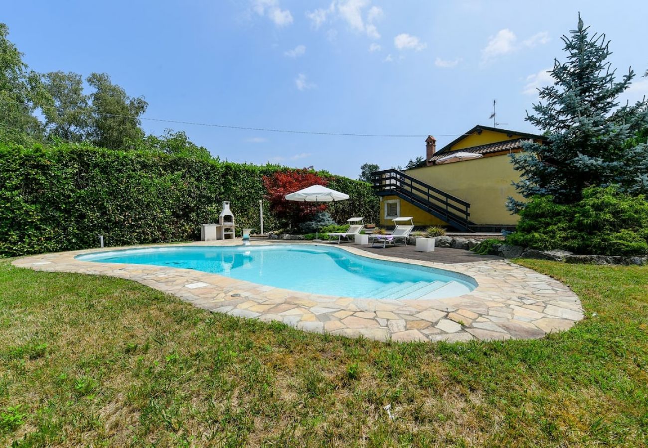 House in Agrate Conturbia - Golf Villa Cascina Cordona 1671 with pool