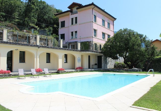 Apartment in Mergozzo - Oleandro 1 apartment in Residence Villa Cerutti