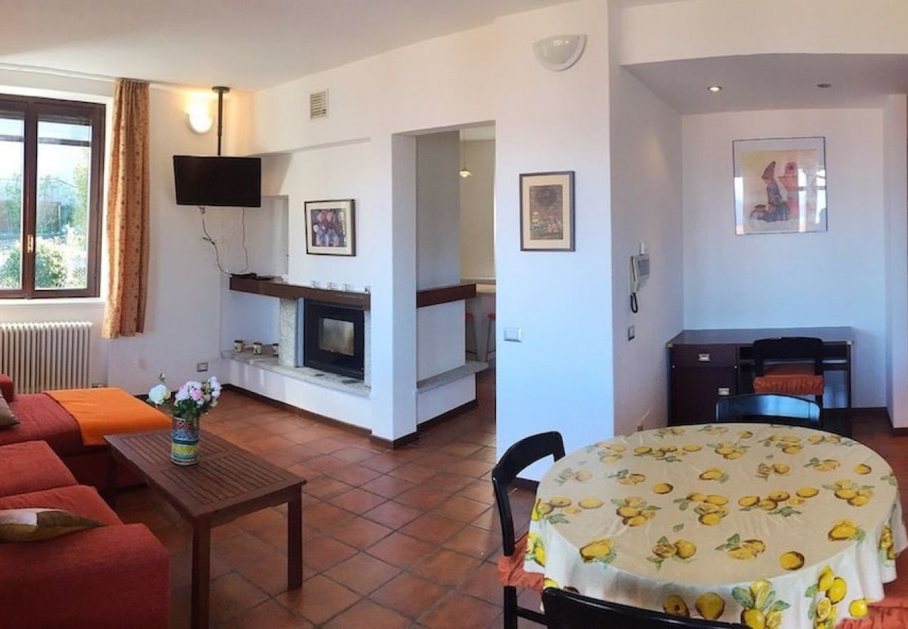 Apartment in Germignaga - Graziella 2 apartment with terrace and garden 