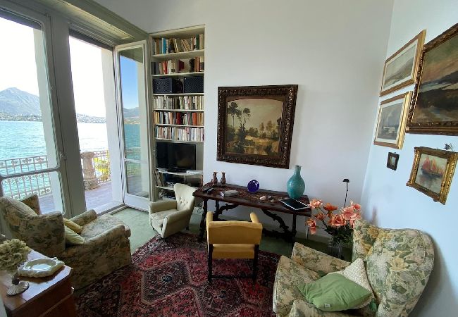 Apartment in Stresa - Liberty apartment  with beach