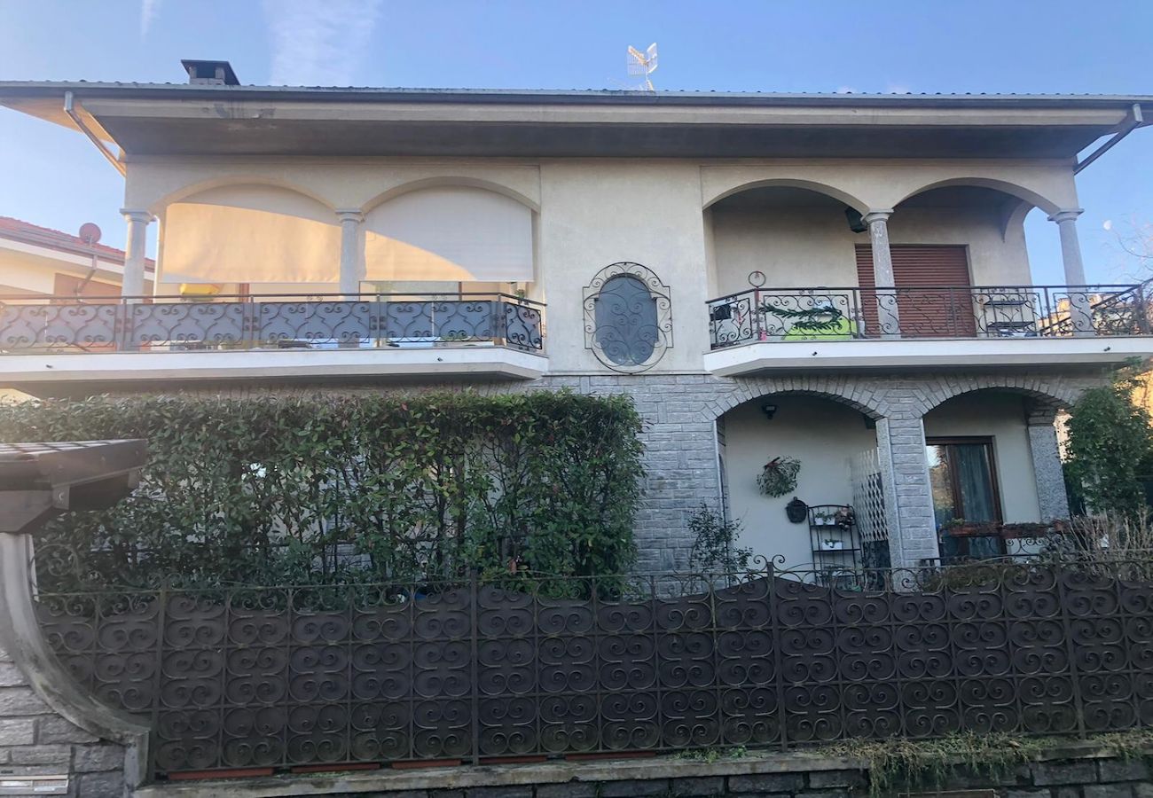 Apartment in Stresa - SmartSuite apartment with terrace near Stresa cent
