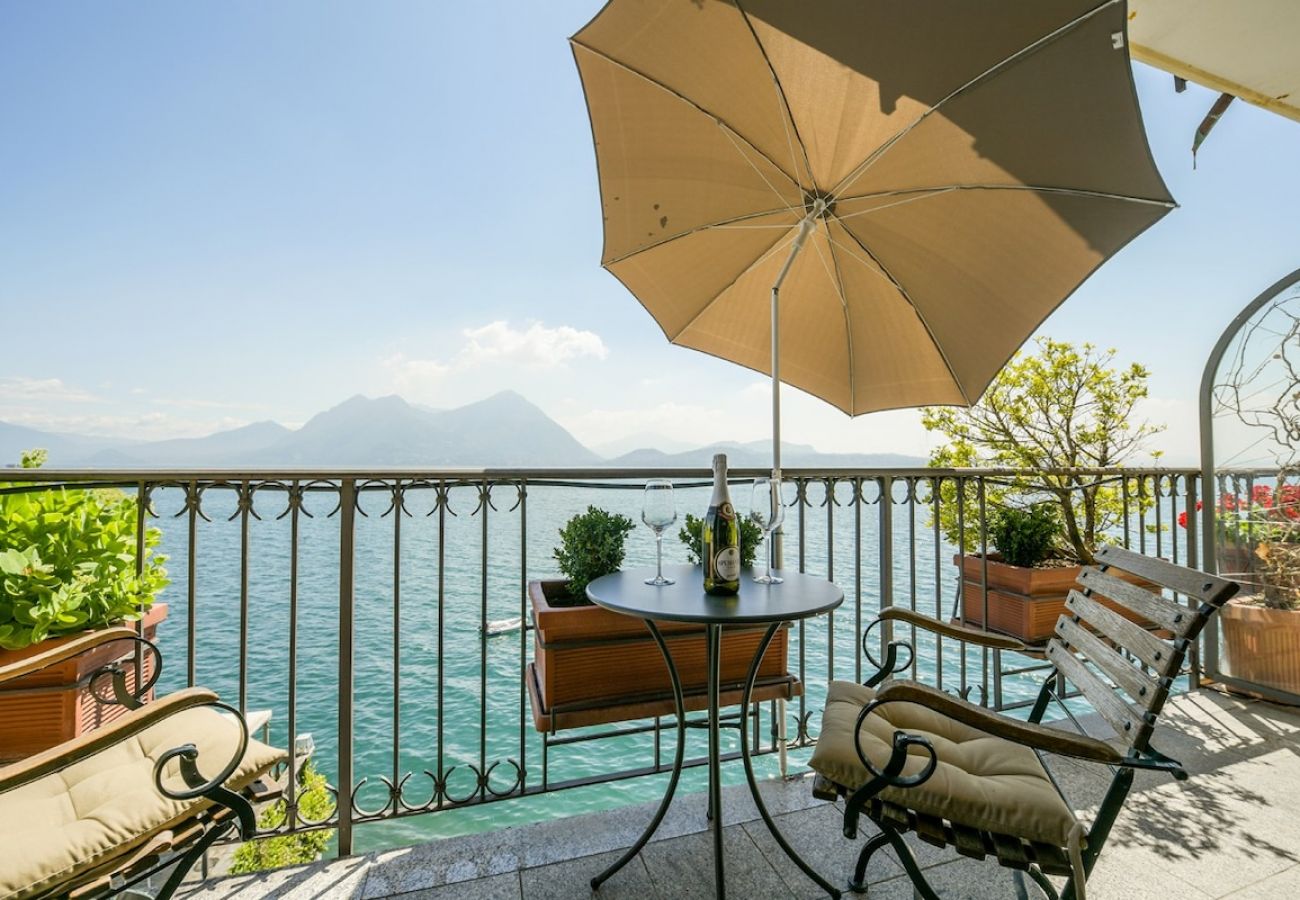 Apartment in Verbania - Giulia apartment with wonderful lake view in Verba