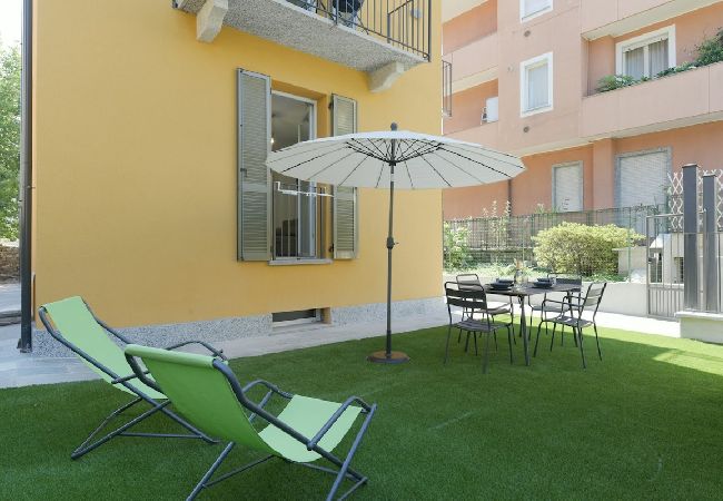 Apartment in Baveno - Sunflower apartment 1 with terrace in Baveno
