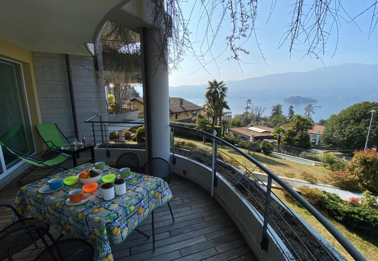 Apartment in Verbania - Emma apartment with lake view and terrace in Verba