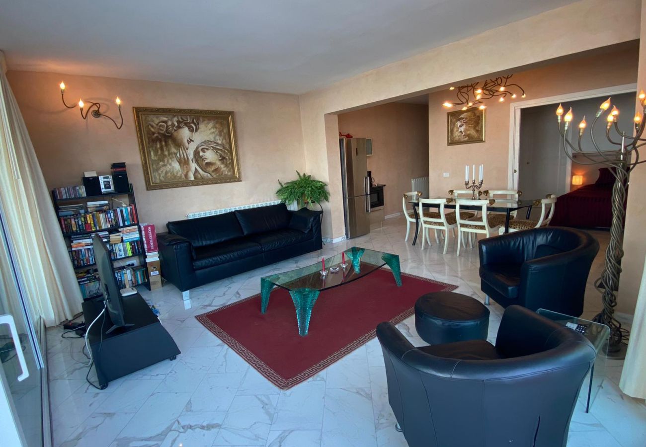 Apartment in Stresa - Lauren luxury apartment in Stresa with terrace lak