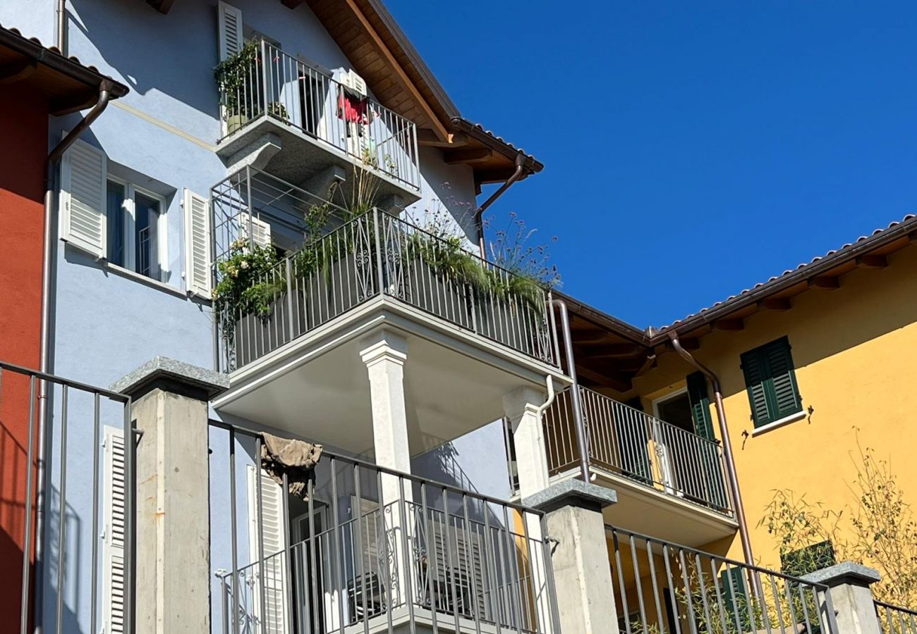 Apartment in Verbania - Lago Azzurro modern aparment with lake view and ba