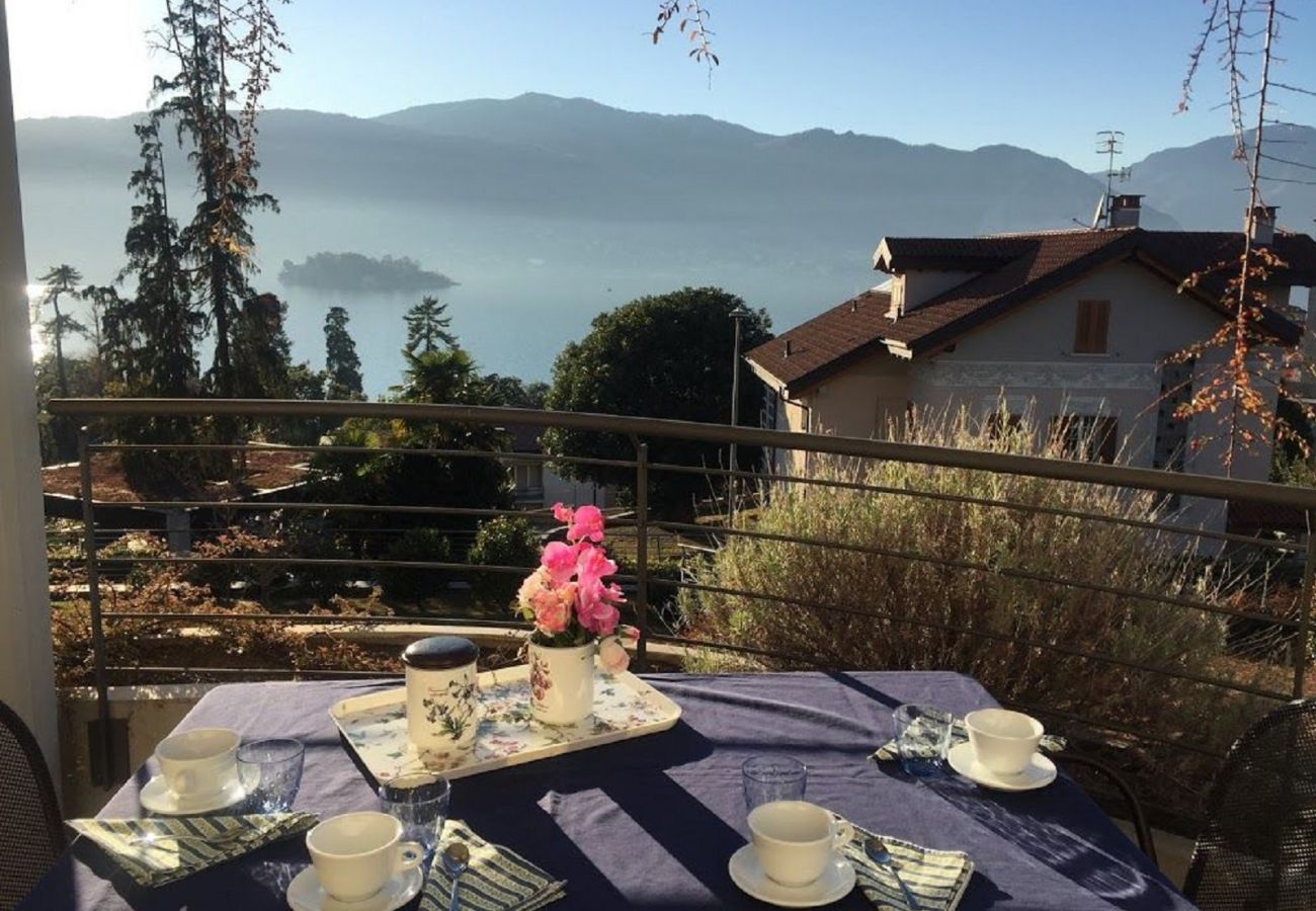 Appartement à Verbania - Emma apartment with lake view and terrace in Verba