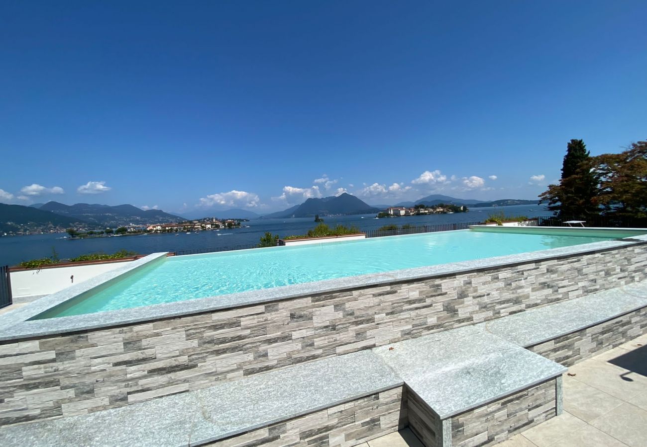 Appartement à Baveno - Isole apartment with pool and lake view in Baveno
