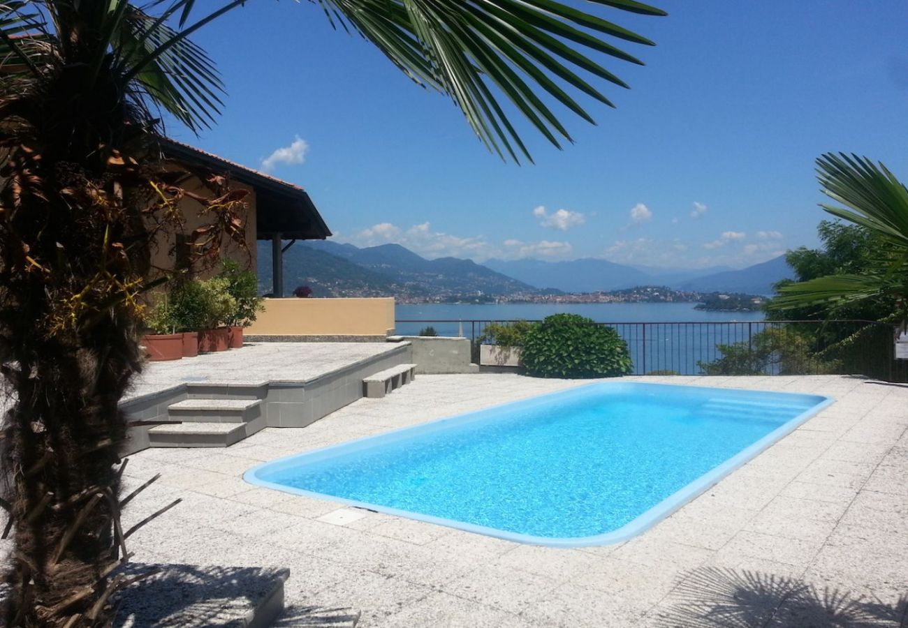 Appartement à Baveno - Mister Lake apartment with pool in Baveno