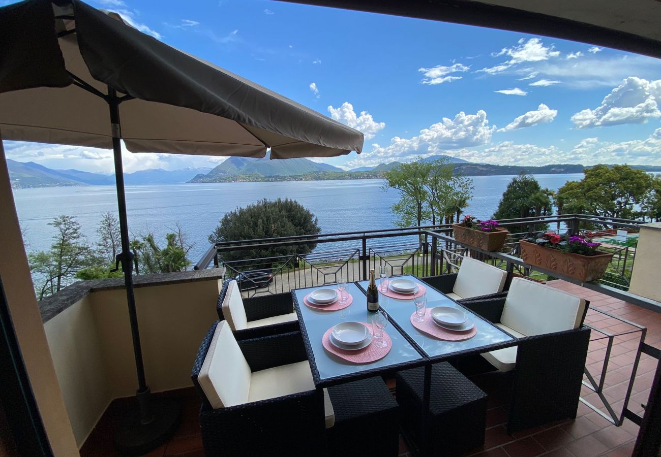 Appartement à Stresa - Blue Lake apartment with pool and lake view